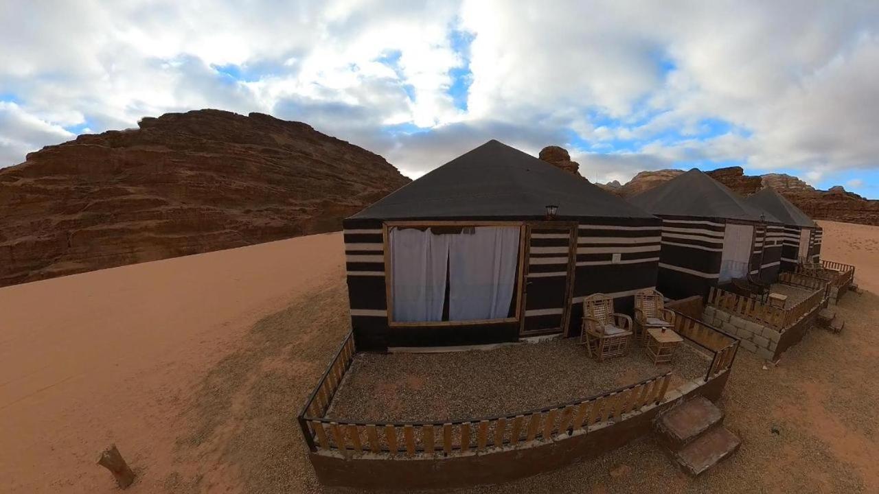 Bedouin Life Camp Hotel Wadi Rum Exterior foto