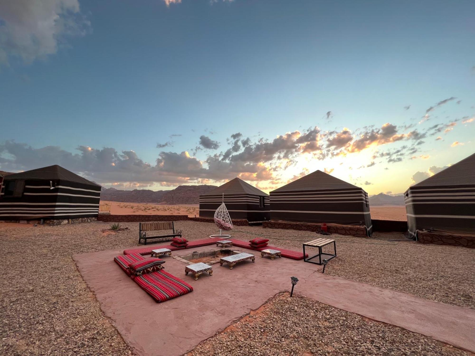 Bedouin Life Camp Hotel Wadi Rum Exterior foto