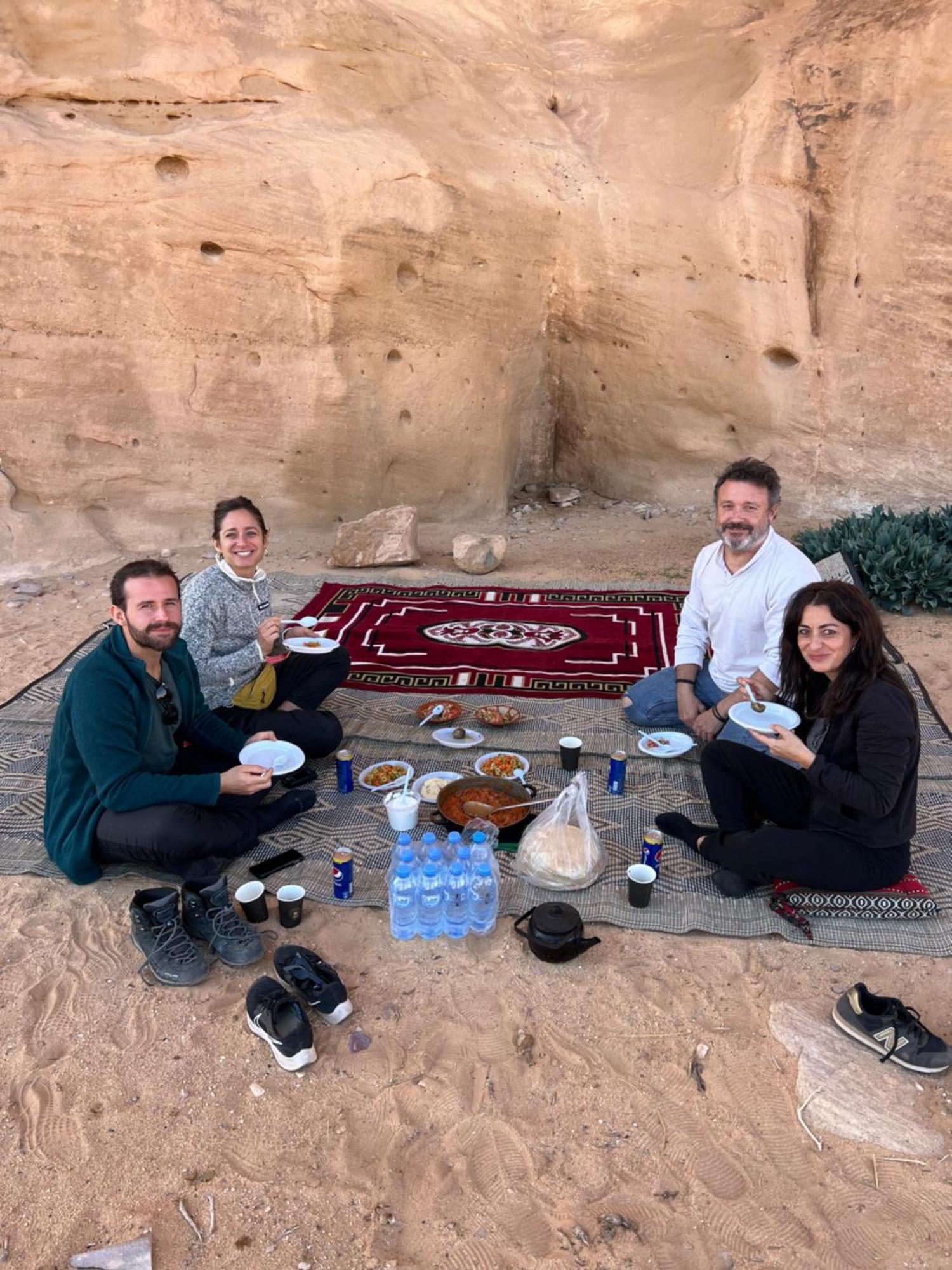 Bedouin Life Camp Hotel Wadi Rum Exterior foto